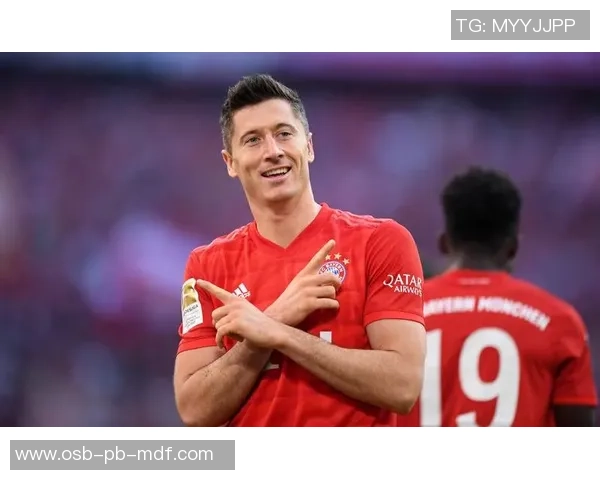 旧时代足球巨星排名与历史影响力分析详解 旧时代足球巨星排名与历史影响力分析详解